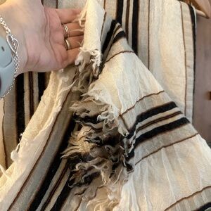 🤎 Wilfred Cream and Brown Striped Scarf